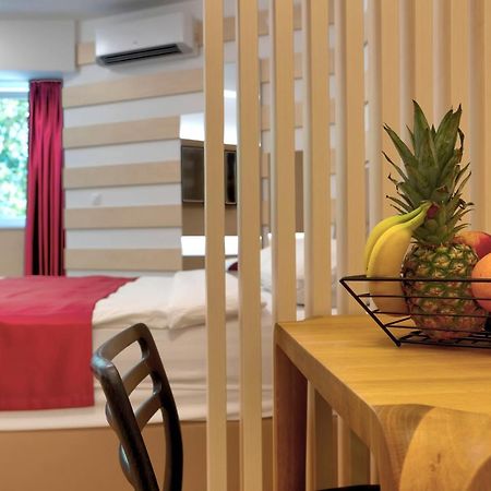 Luxury Studio Yasmine Downtown موستار المظهر الخارجي الصورة