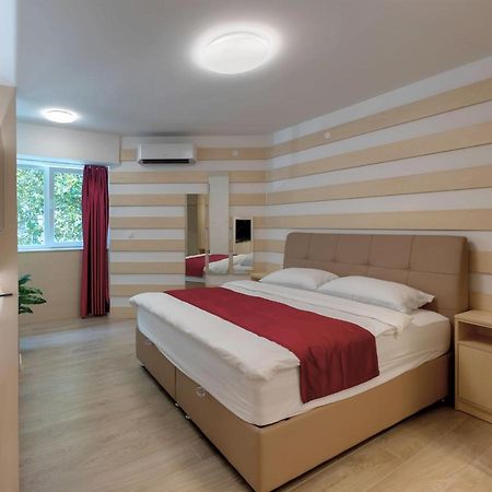 Luxury Studio Yasmine Downtown موستار المظهر الخارجي الصورة